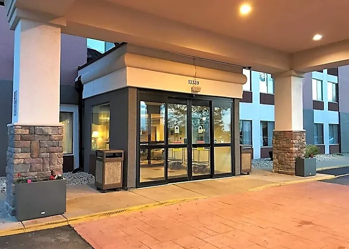 Country Inn & Suites By Radisson, Mt. Pleasant-Racine West, Wi