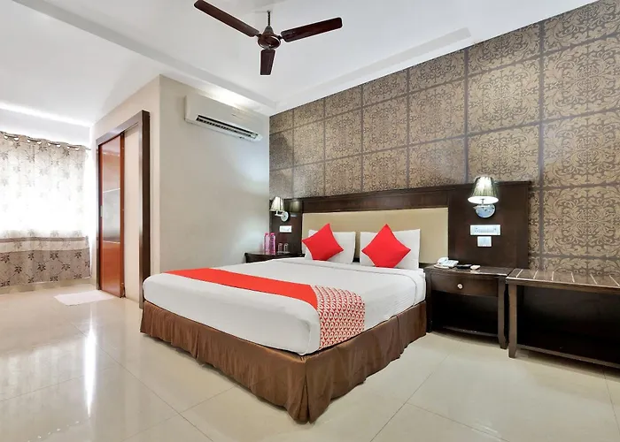 Super Hotel O Rudra Grand