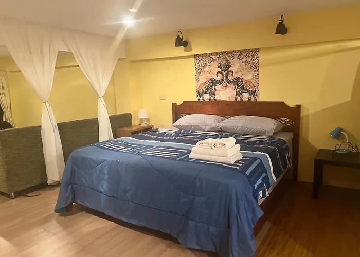 Sammy Seaview: Beachfront Golden Elephant at Mae Ramphueng