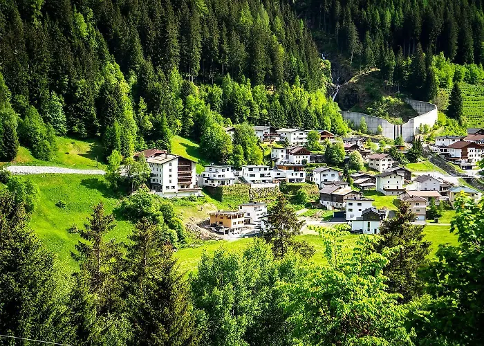 Hotel Buckelhof - See - 20 Min From Ischgl - Free Liftpass Summer