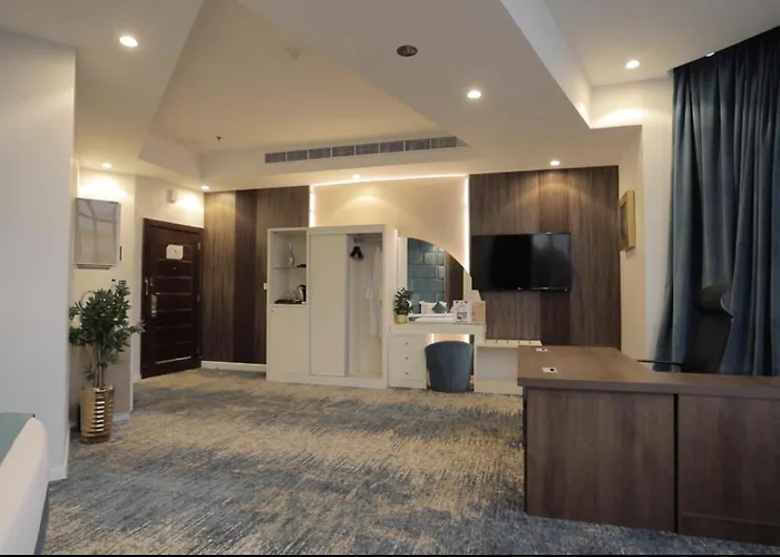 Areen Almatar Serviced Apartments شقق ارين المطار للشقق المخدومة