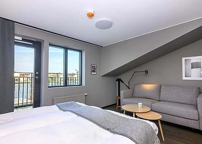 Blomloefs Hotell Saltoe
