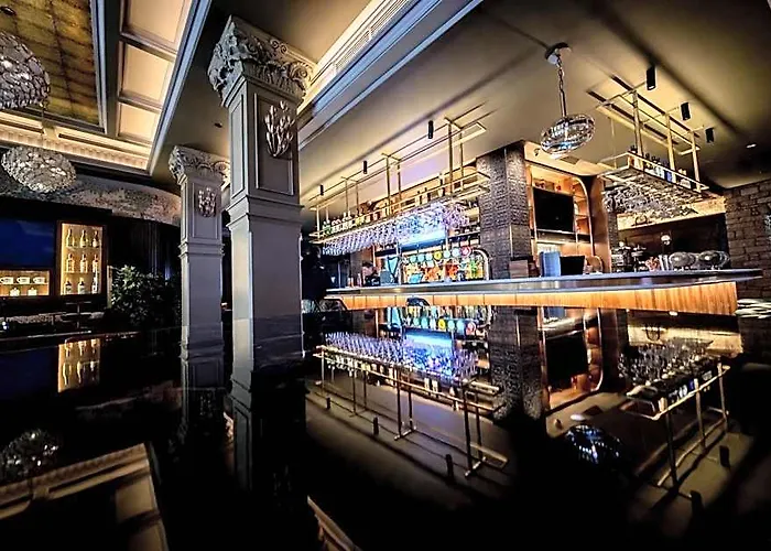 Walled City Hotel
