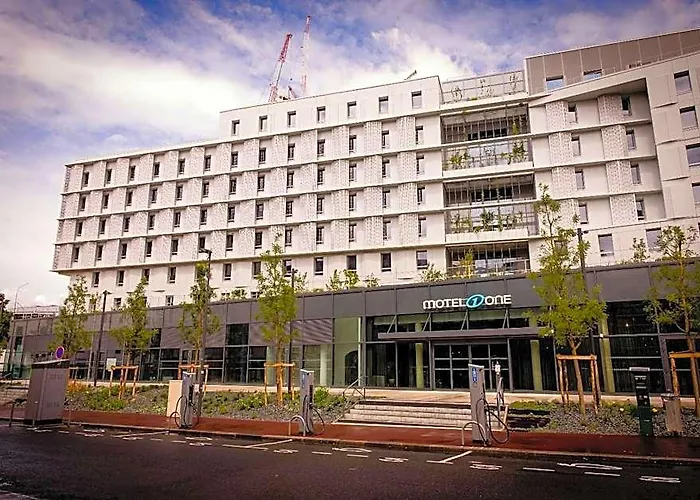Motel One Paris - Porte De Versailles
