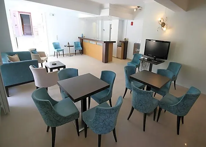 Ionis Hotel