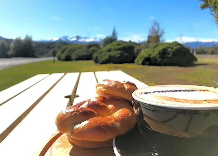 Fiordland National Park Lodge