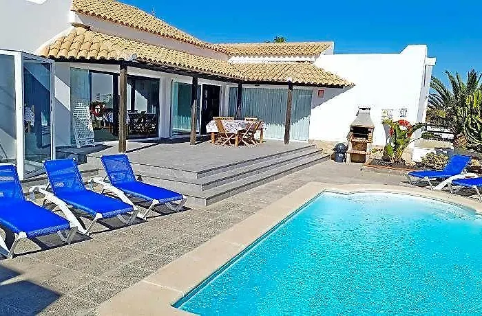 Villa Lobos With Private Swimming Pool - Homeforguest