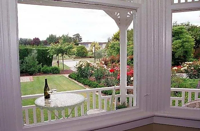 Anglesea House Inn