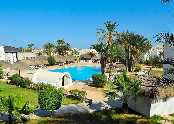 Cedriana Hotel