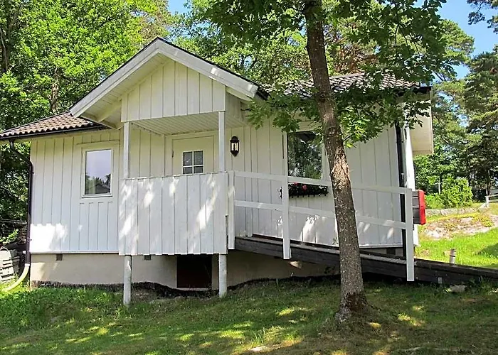 Holiday Home, 250M From Sea