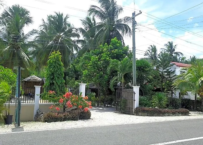 Luzmin Bh - Cottages And Bungalows