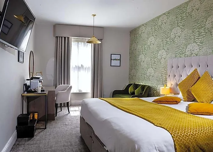 Hatherley Manor Hotel & Spa