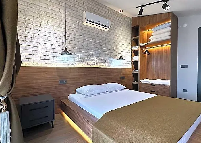 Triplex Villa With Children'S Pool, Garden, Sauna