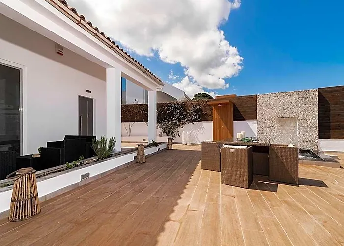 Villa In Zakynthos With Sea Views Pool