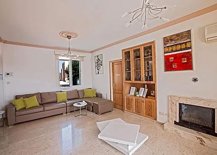 Protaras Holiday Villa An75