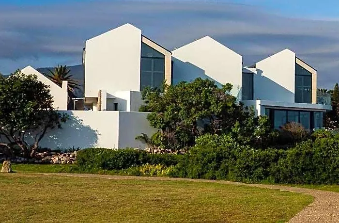 Boutique Ocean Views