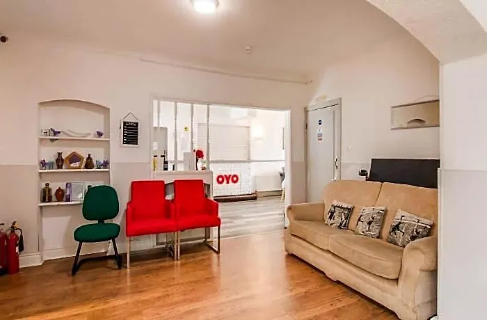 Oyo Eastbourne Lodge