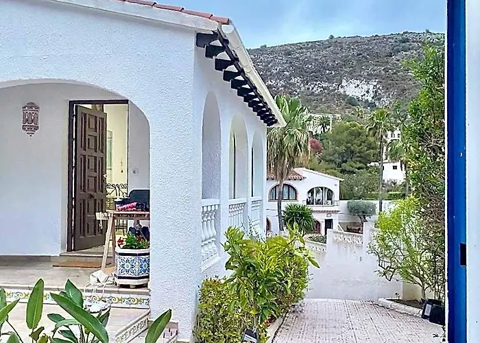 Villa With Private Pool In Moraira
