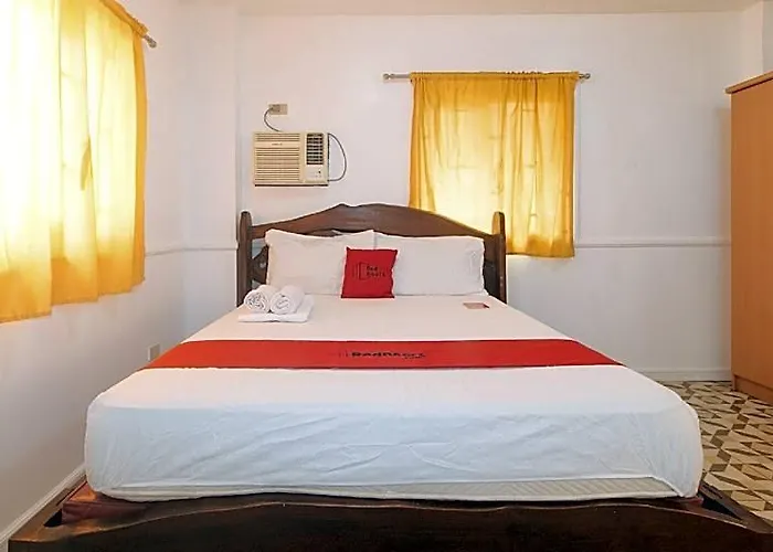 Reddoorz @ Moss Hotel Guevarra Dasmarinas