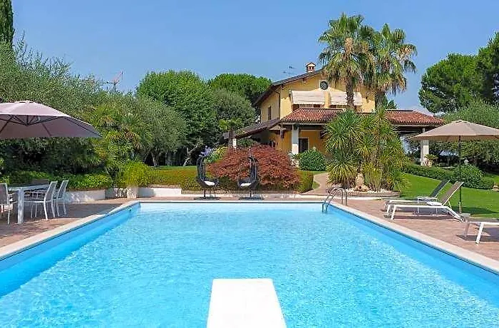 Villa Elena Elegante Villa Vista Lago Con Piscina