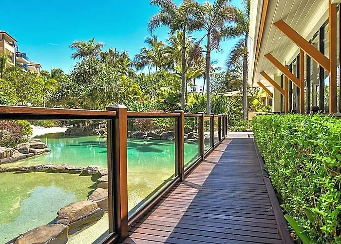 1 Bedroom - Resort Pool And Beach - Alex