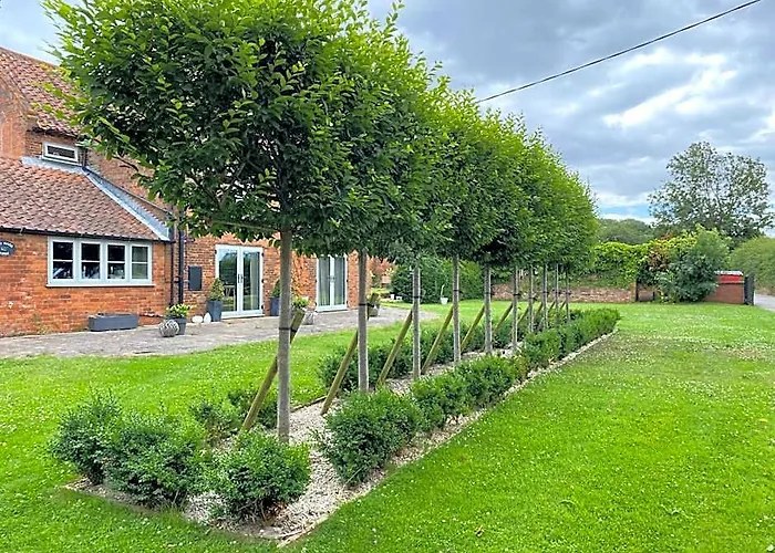 Leos Holiday Cottage