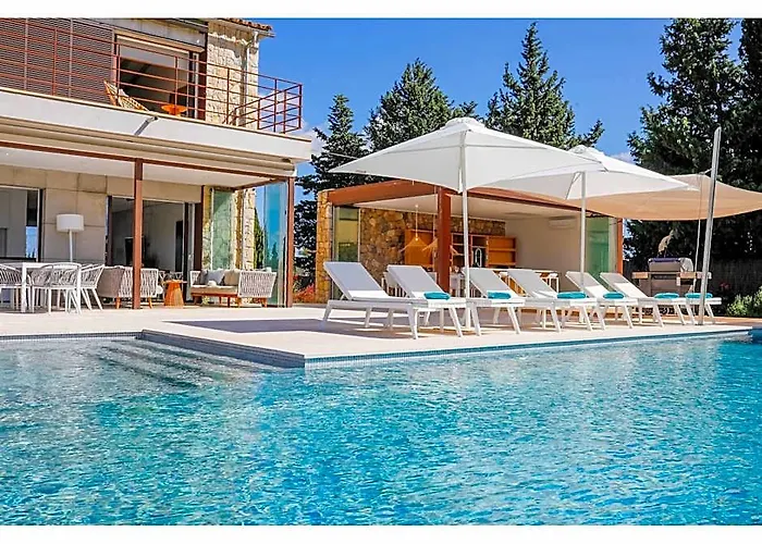 Country House In Mallorca With Pool And Bbq