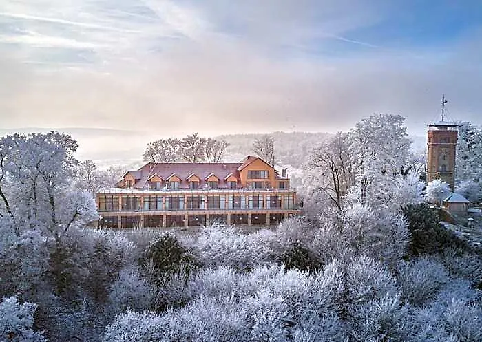 Kluet Hotel