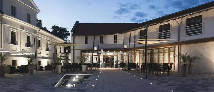 Munkacsy Hotel