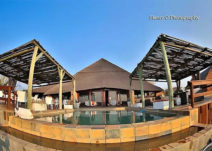 Mangwa Valley Game Lodge