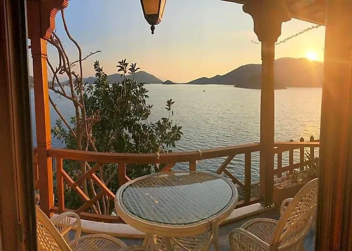 Dolphin Hotel Bozburun