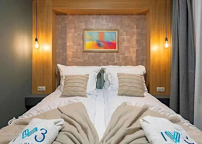 103 View Park Hotel