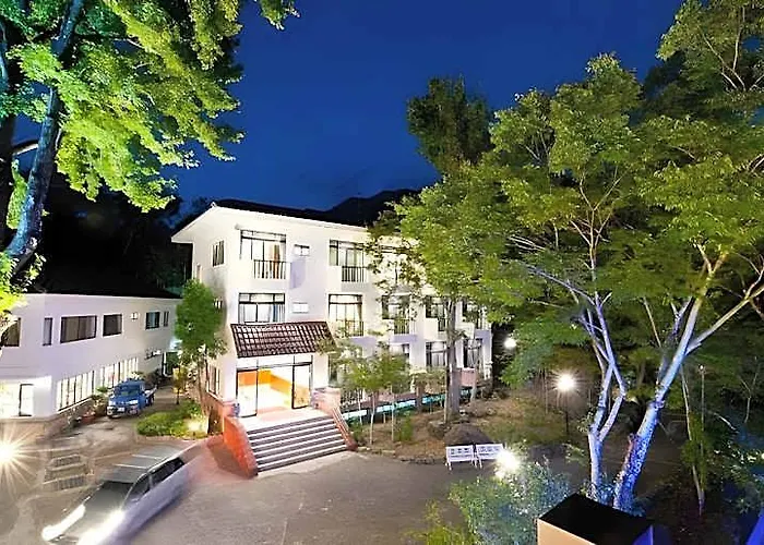 Hu Shan Hot Spring Hotel