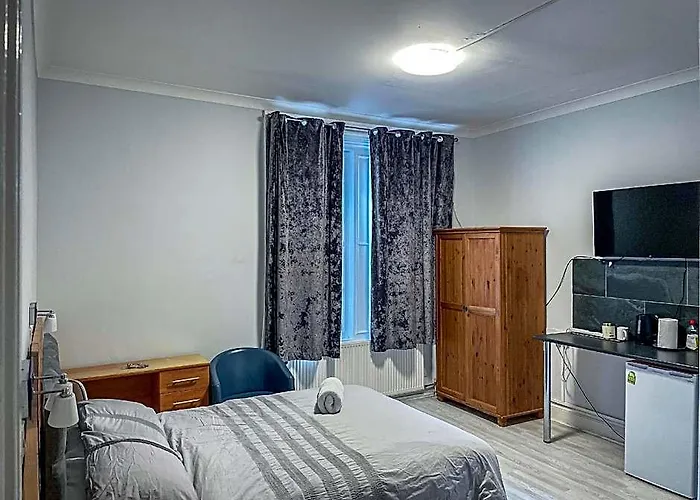 New George Hotel