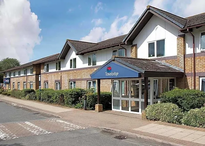 Travelodge Bicester Cherwell Valley M40