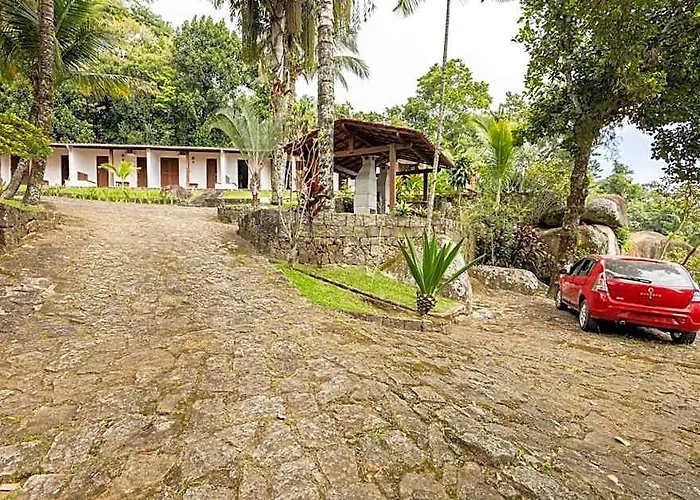 Ilhabela Chales