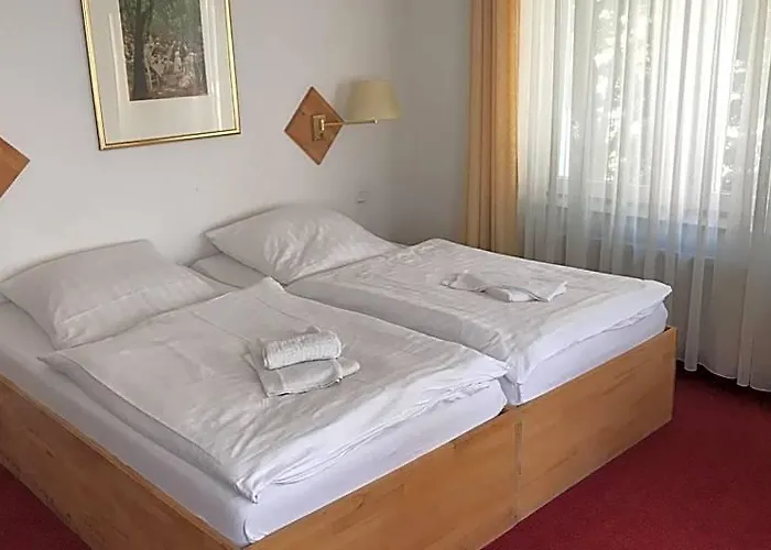 Hotel-Nachtwaechter