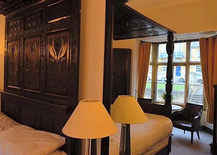 Noel Arms - "A Bespoke Hotel"