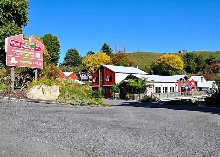 Waitomo Village Chalets Home Of Kiwipaka