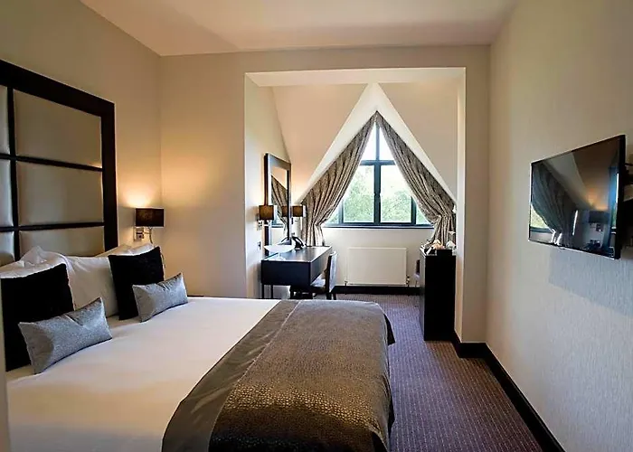 The Lodge At Kingswood