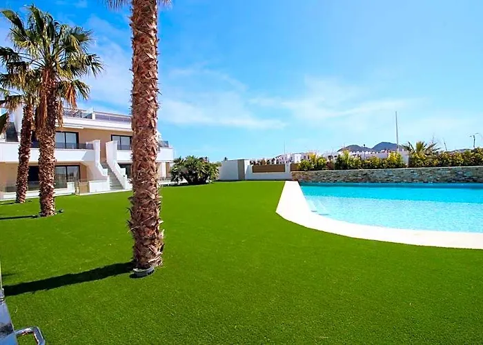 Three Bedroom Seaside Penthouse In Mar De Cristal