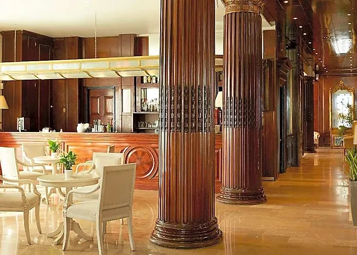 Mon Repos Palace