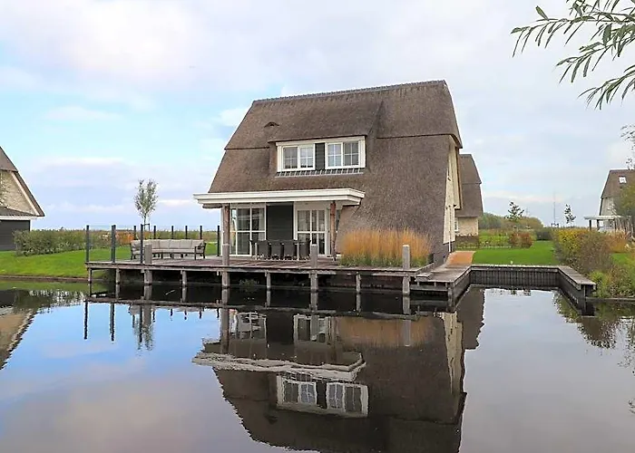 Lakeside Villa With Terrace