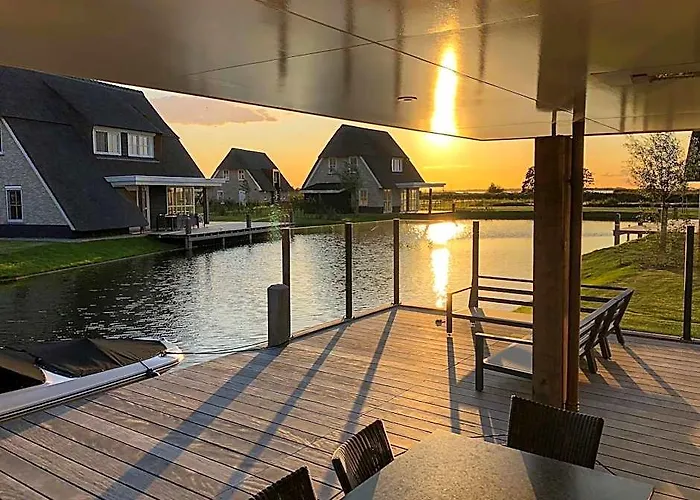 Lakeside Villa With Terrace