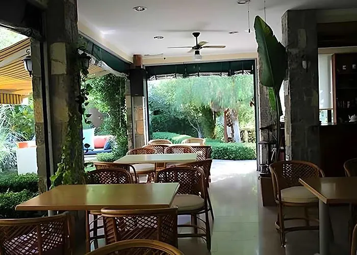 Hotel Dalos