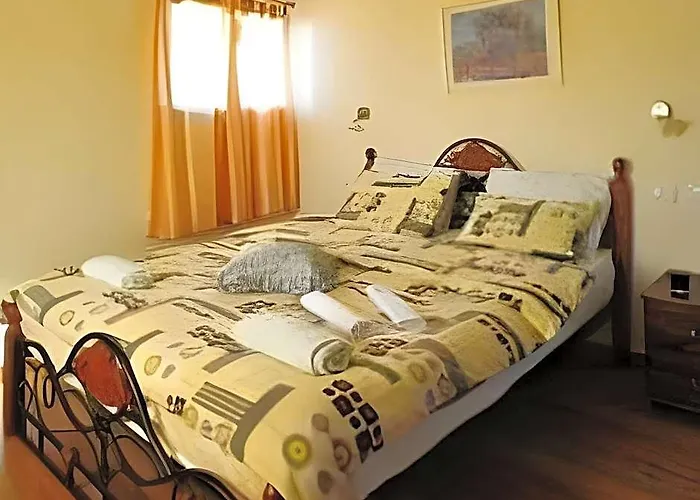 Akko Gate Hostel & Motel