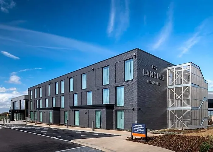 The Landing Hotel