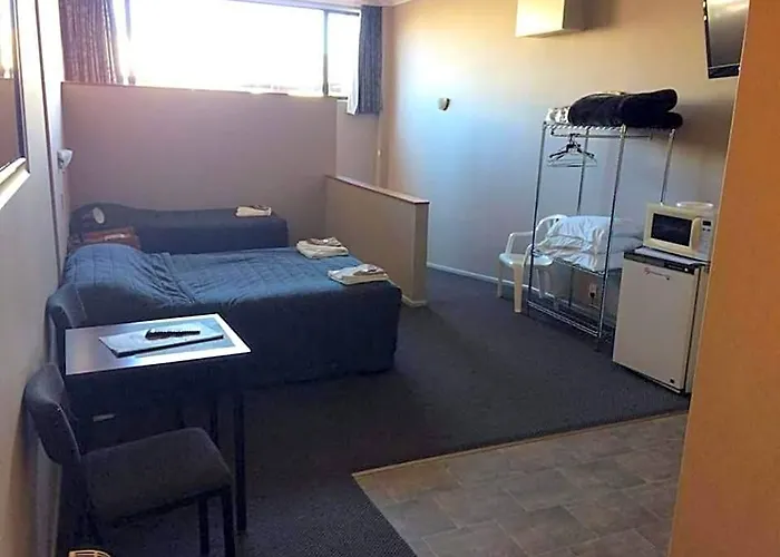 Feilding Hotel