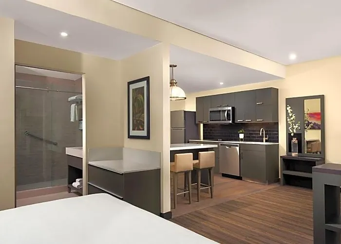 Hyatt House Monterrey Valle