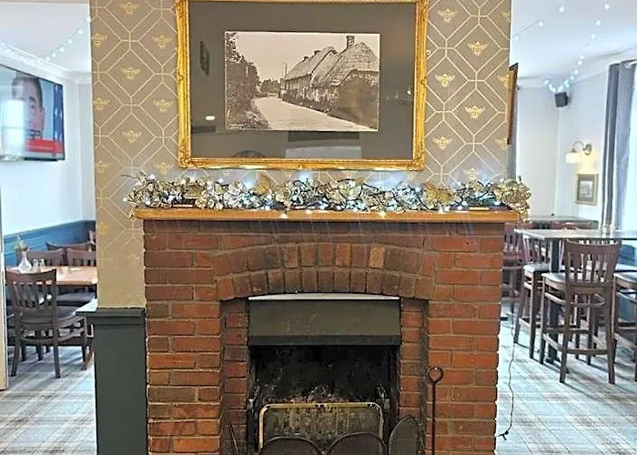 The Old Railway Hotel Porton